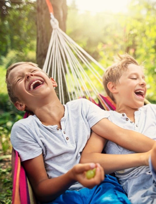 Riippumatto puutarhassa, terassilla - Voit nauttia kesästä riippumatossa puutarhassa, terassilla tai parvekkeella. 